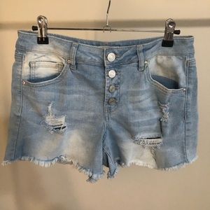 Women’s jean shorts